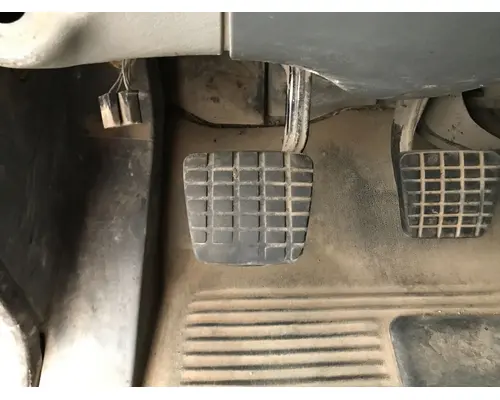 Freightliner COLUMBIA 112 Body, Misc. Parts