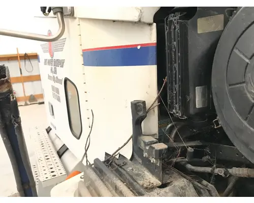 Freightliner COLUMBIA 112 Cab Assembly
