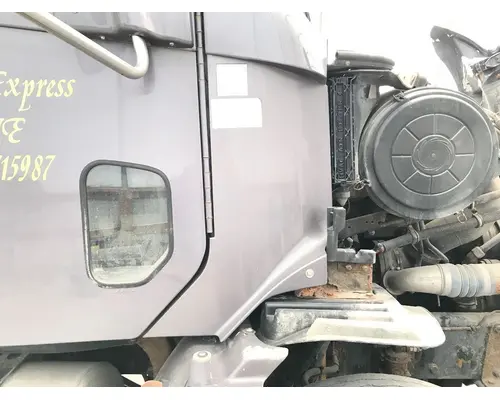 Freightliner COLUMBIA 112 Cab Assembly