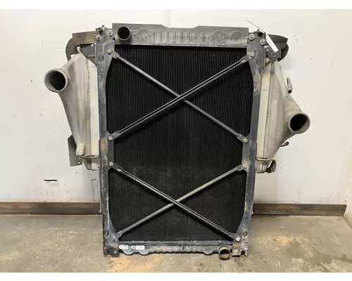 Freightliner COLUMBIA 112 Cooling Assembly. (Rad., Cond., ATAAC)