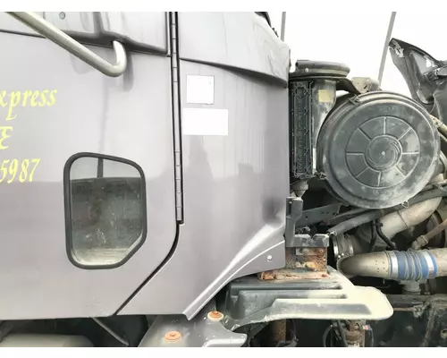 Freightliner COLUMBIA 112 Cowl