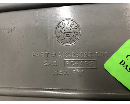 Freightliner COLUMBIA 112 Dash Assembly