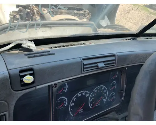 Freightliner COLUMBIA 112 Dash Assembly