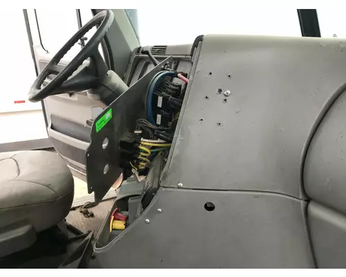 Freightliner COLUMBIA 112 Dash Assembly