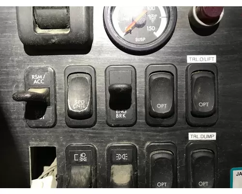 Freightliner COLUMBIA 112 Dash Assembly