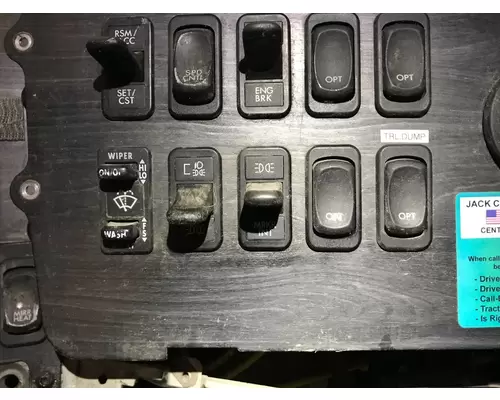 Freightliner COLUMBIA 112 Dash Assembly