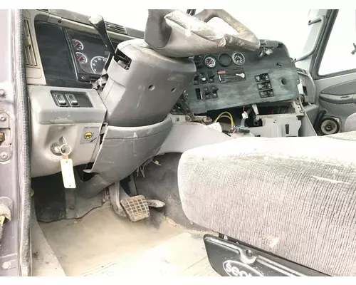 Freightliner COLUMBIA 112 Dash Assembly