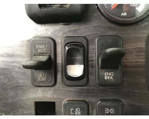 Freightliner COLUMBIA 112 Dash Assembly