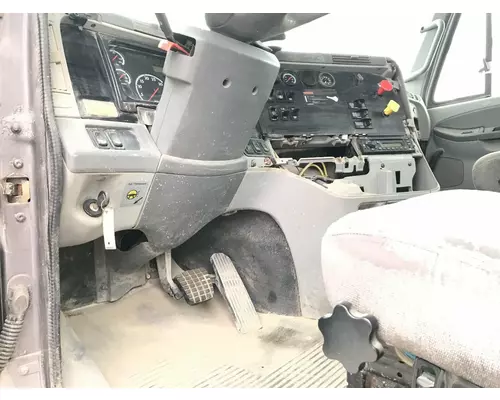 Freightliner COLUMBIA 112 Dash Assembly