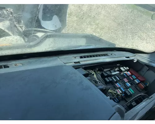 Freightliner COLUMBIA 112 Dash Panel