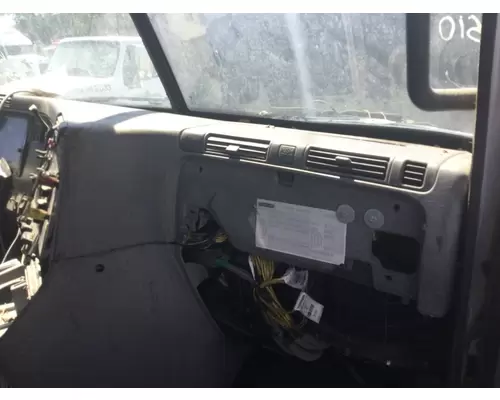 Freightliner COLUMBIA 112 Dash Panel