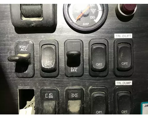 Freightliner COLUMBIA 112 Dash Panel