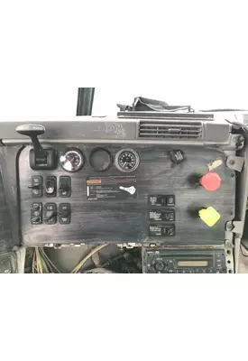 Freightliner COLUMBIA 112 Dash Panel