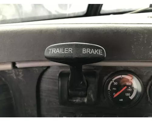 Freightliner COLUMBIA 112 Dash Panel