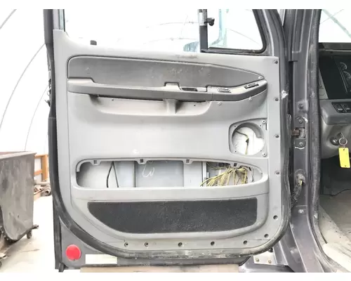 Freightliner COLUMBIA 112 Door Assembly, Front