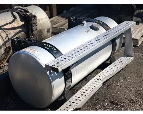 Freightliner COLUMBIA 112 Fuel Tank