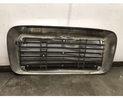 Freightliner COLUMBIA 112 Grille