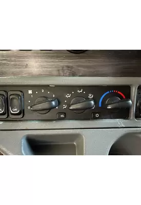 Freightliner COLUMBIA 112 Heater & AC Temperature Control