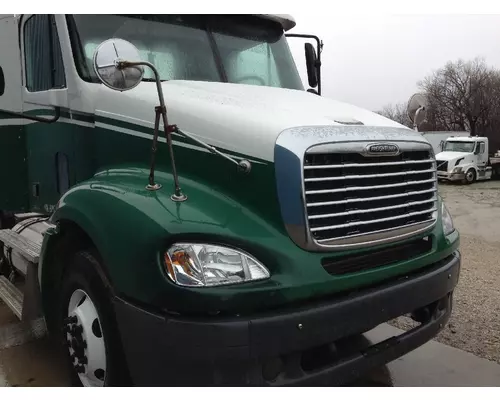 Freightliner COLUMBIA 112 Hood