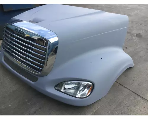 Freightliner COLUMBIA 112 Hood