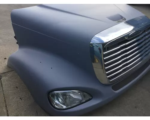 Freightliner COLUMBIA 112 Hood