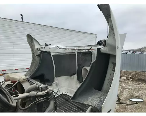 Freightliner COLUMBIA 112 Hood