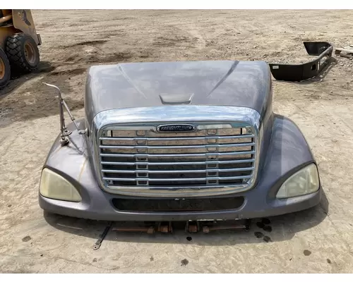 Freightliner COLUMBIA 112 Hood