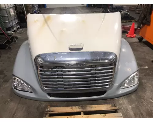 Freightliner COLUMBIA 112 Hood