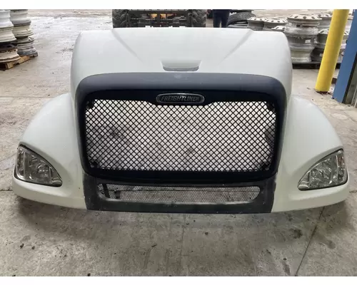 Freightliner COLUMBIA 112 Hood