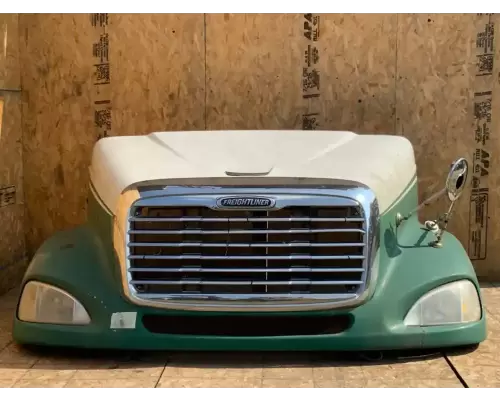 Freightliner COLUMBIA 112 Hood