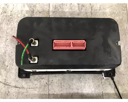 Freightliner COLUMBIA 112 Instrument Cluster