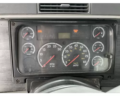 Freightliner COLUMBIA 112 Instrument Cluster