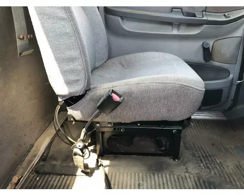 Freightliner COLUMBIA 112 Seat (non-Suspension)