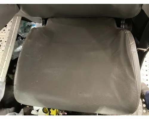 Freightliner COLUMBIA 112 Seat (non-Suspension)
