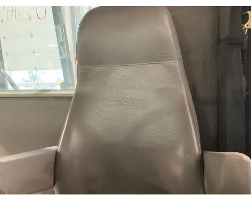 Freightliner COLUMBIA 112 Seat (non-Suspension)