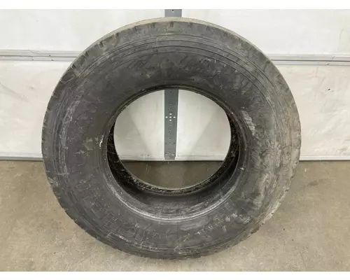 Freightliner COLUMBIA 112 Tires