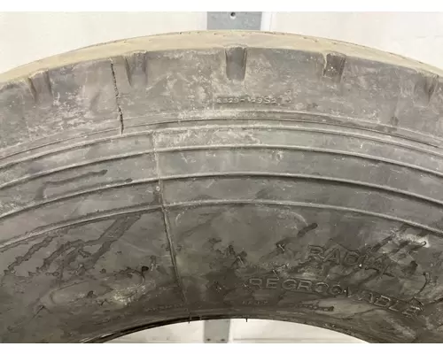 Freightliner COLUMBIA 112 Tires