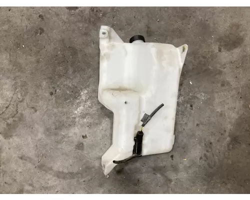 Freightliner COLUMBIA 112 Windshield Washer Reservoir
