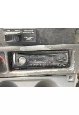 Freightliner COLUMBIA 120 A/V Equipment
