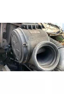 Freightliner COLUMBIA 120 Air Cleaner