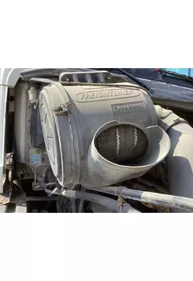 Freightliner COLUMBIA 120 Air Cleaner