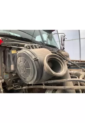 Freightliner COLUMBIA 120 Air Cleaner