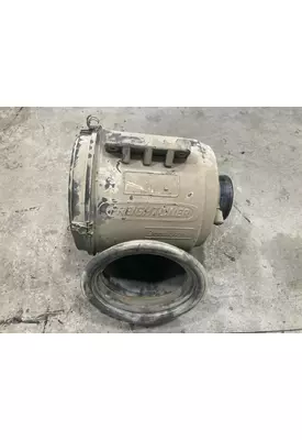 Freightliner COLUMBIA 120 Air Cleaner