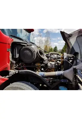 Freightliner COLUMBIA 120 Air Cleaner