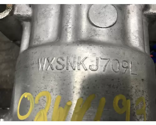 Freightliner COLUMBIA 120 Air Conditioner Compressor