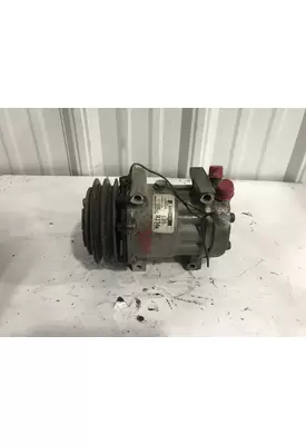 Freightliner COLUMBIA 120 Air Conditioner Compressor