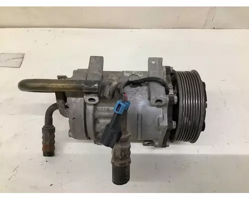 Freightliner COLUMBIA 120 Air Conditioner Compressor