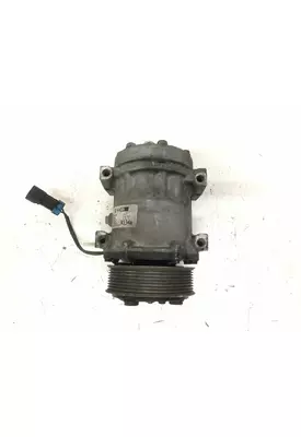 Freightliner COLUMBIA 120 Air Conditioner Compressor