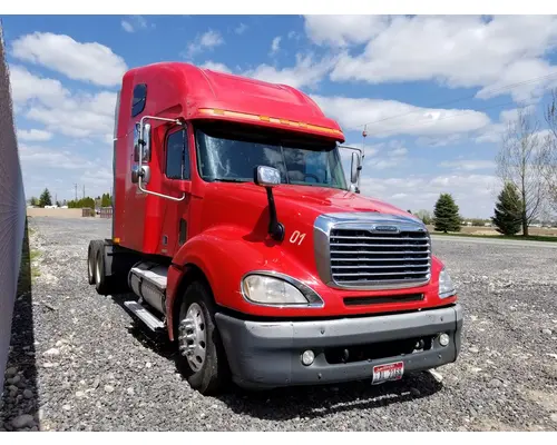Freightliner COLUMBIA 120 Axle Assembly, Front (Steer)