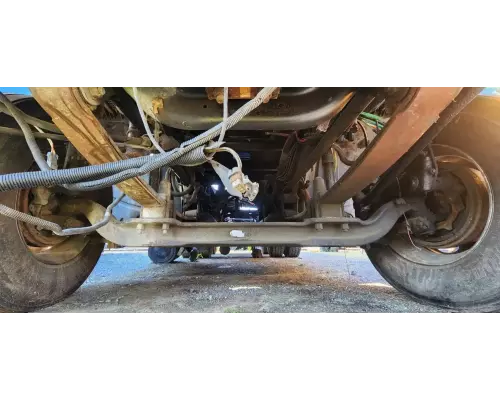 Freightliner COLUMBIA 120 Axle Assembly, Front (Steer)